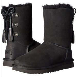 Women Kristabelle Suede Ugg Boots 🖤